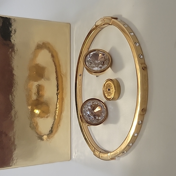 MICHAEL Michael Kors Jewelry - Womens Bangle Bracelet with earrings.